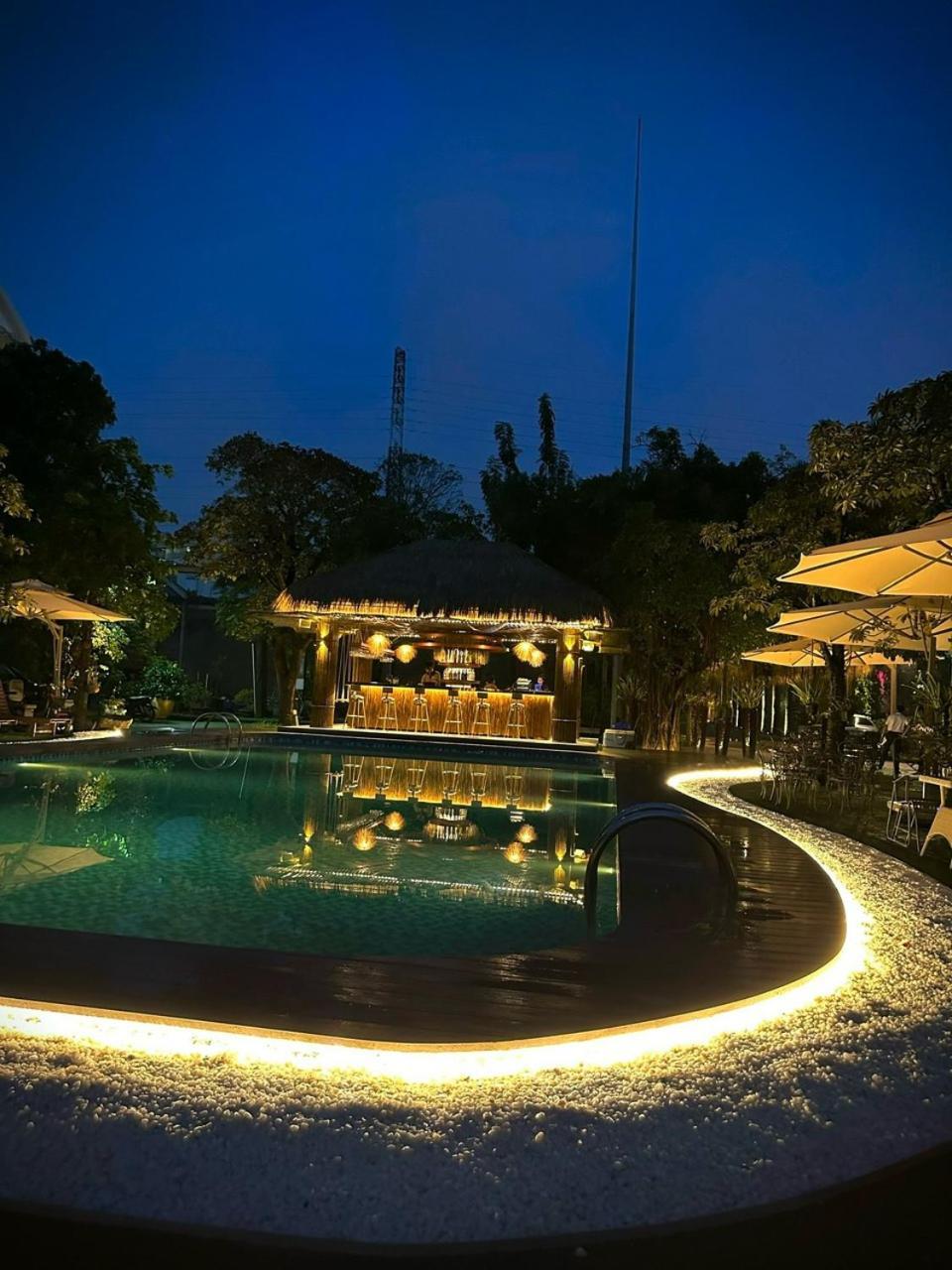 Hidden Mansions Saigon Resort Ho-Chi-Minh-Stadt Exterior foto